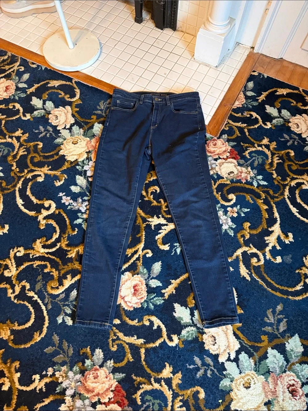 Michael Kors Izzy skinny jeans- worn 4-5 times. 99 retail